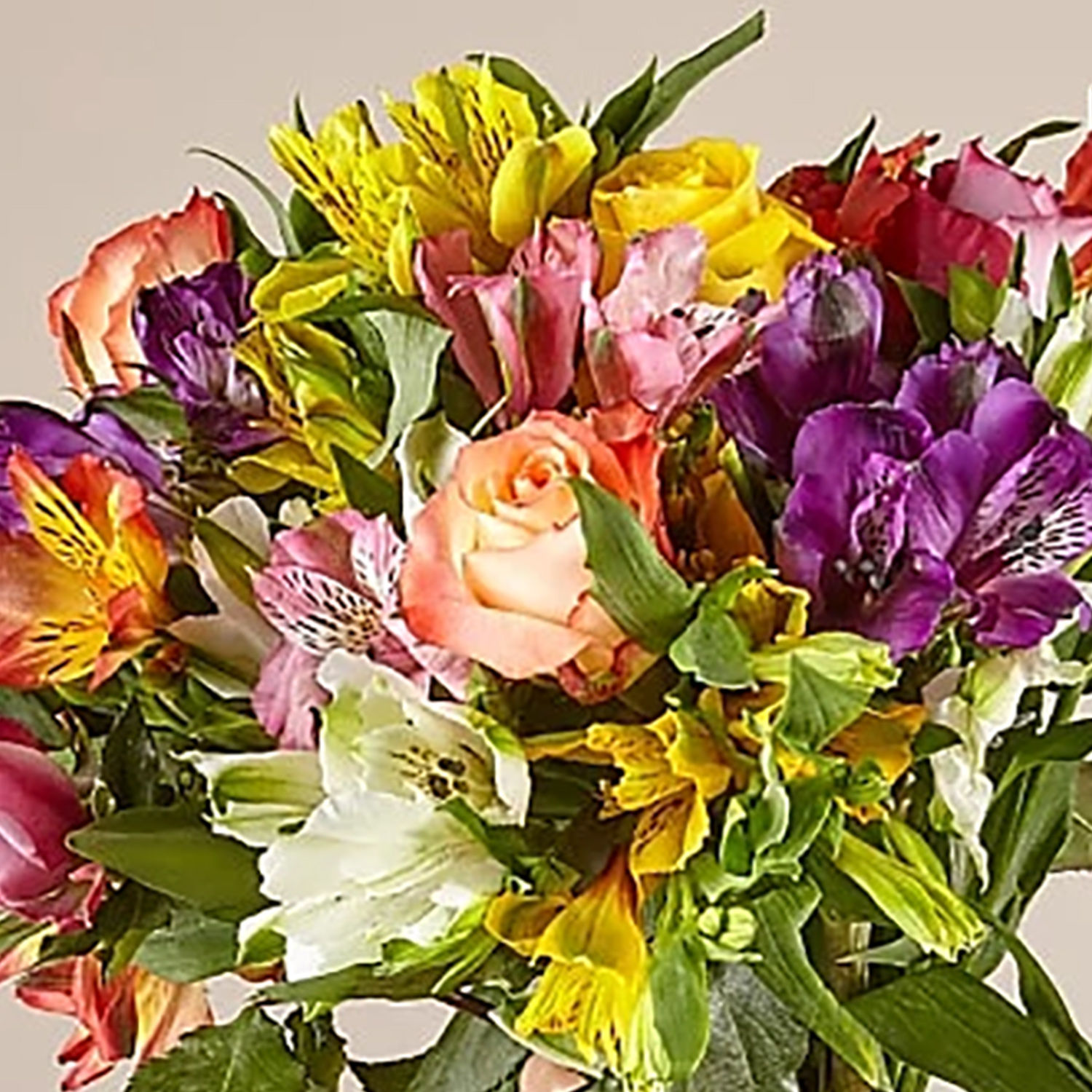 Online Mellow Mixed Flower Bunch Gift Delivery in Singapore FNP