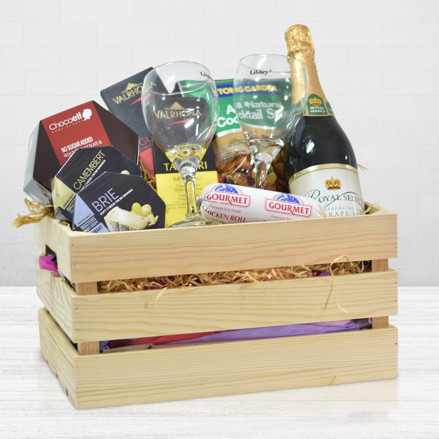 Online Sparkling Juice Gift Basket Gift Delivery in Singapore FNP