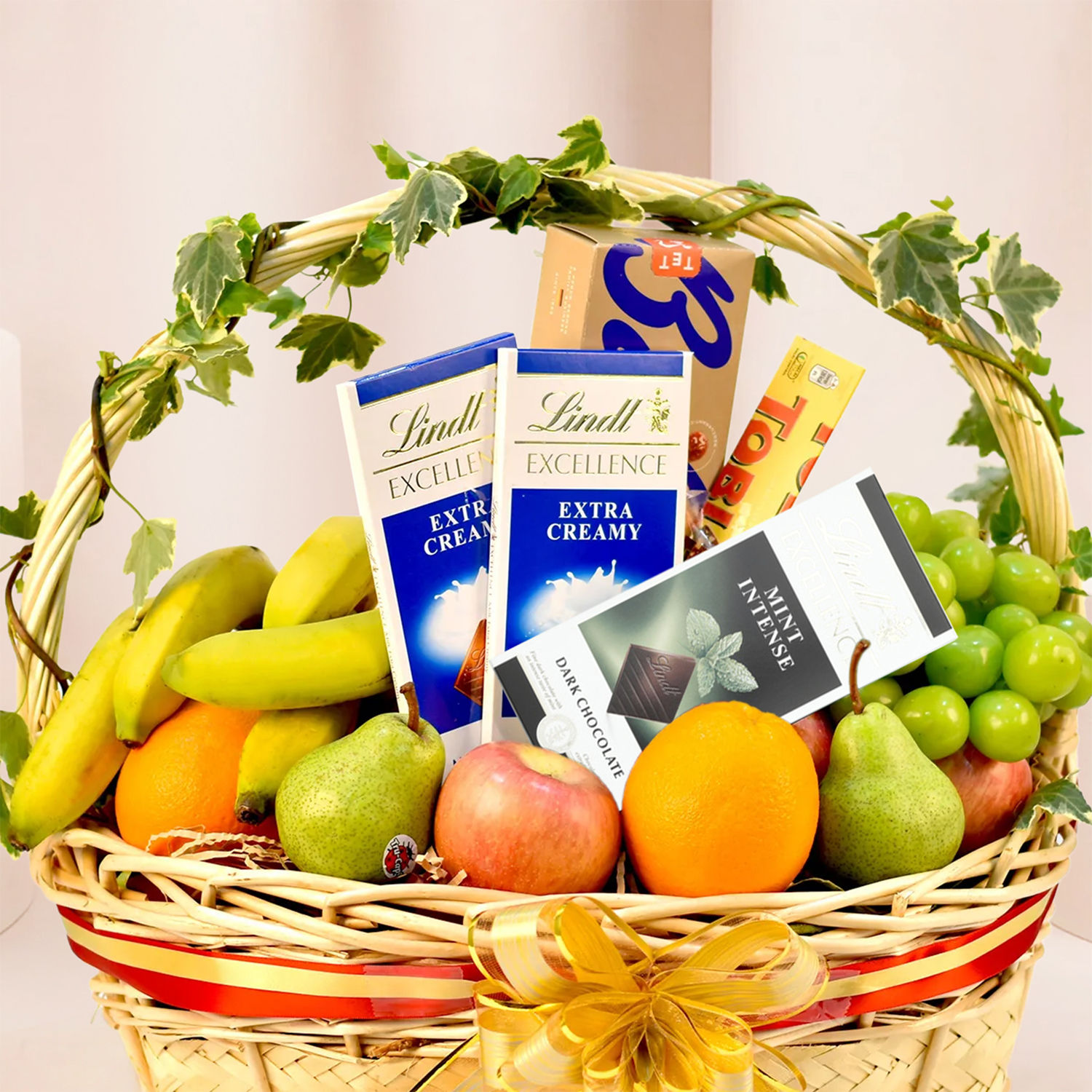 Online Fruits Basket Hamper Gift Delivery in Singapore FNP